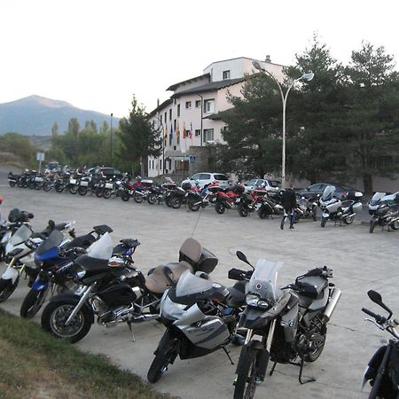 Hotel La Pardina Sabinanigo Bagian luar foto