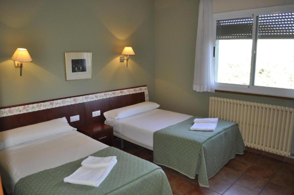 Hotel La Pardina Sabinanigo Bagian luar foto